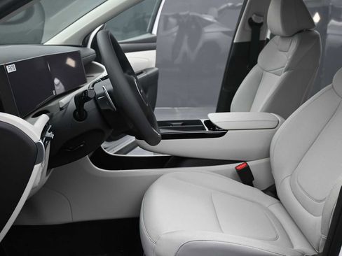 New 2026 Hyundai Tucson Blue SE w/ Tow & Go Package image 15