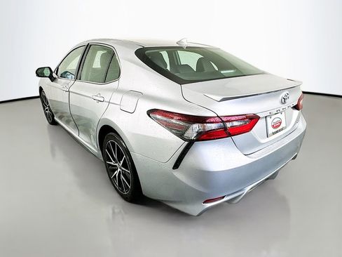 Certified 2022 Toyota Camry SE FWD image 7
