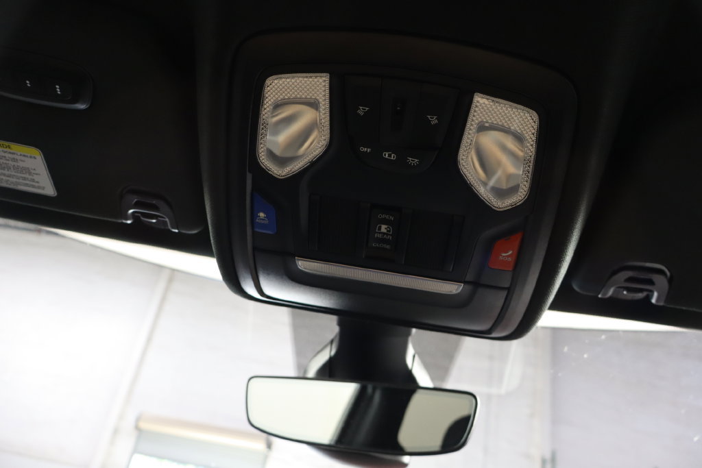 Used 2023 RAM 1500 Big Horn AWD/4WD image 18