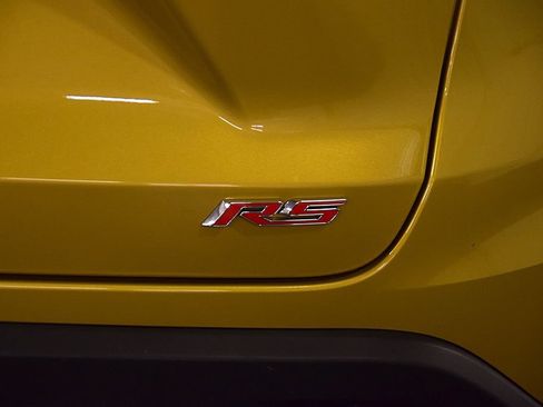 Used 2024 Chevrolet Trax RS w/ Sunroof Package FWD image 12