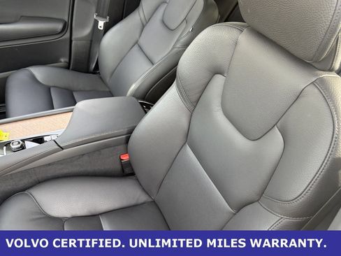 Certified 2024 Volvo XC90 B6 Plus w/ Protection Package Premier image 28