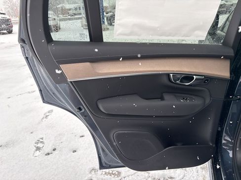 New 2026 Volvo XC90 B6 Core w/ Protection Package Premier AWD/4WD image 35