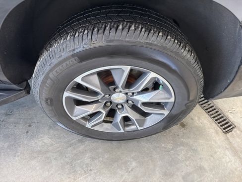 Used 2021 Chevrolet Tahoe LT image 23