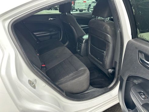 Used 2014 Dodge Charger SXT image 13