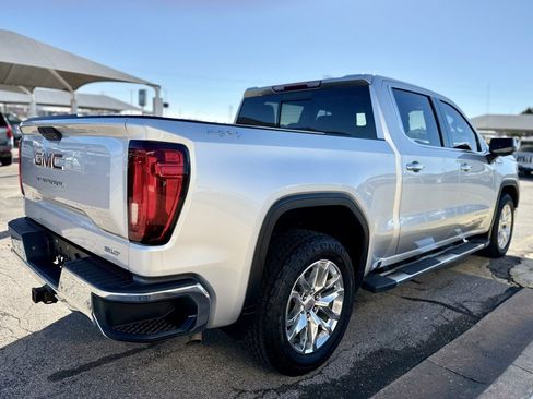 Used 2020 GMC Sierra 1500 SLT image 4