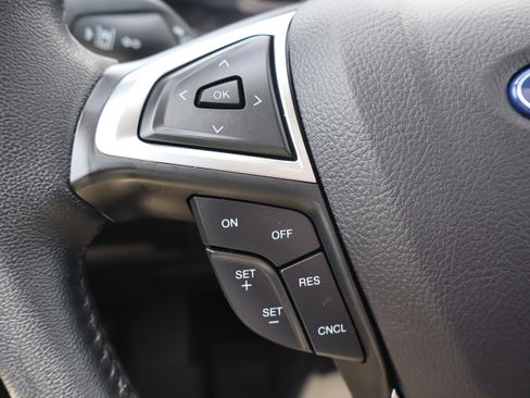 Used 2024 Ford Edge SEL w/ Convenience Package AWD/4WD image 16