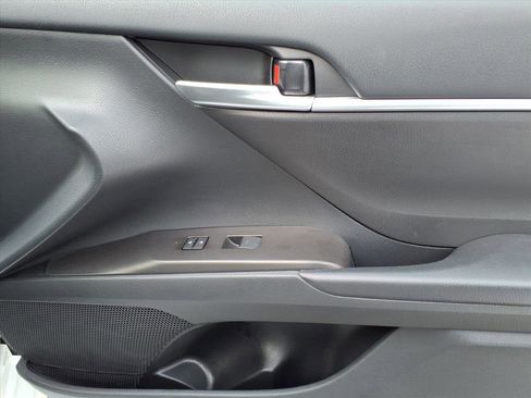 Certified 2023 Toyota Camry SE image 8