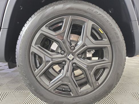 Used 2024 Rivian R1T Adventure AWD/4WD image 10