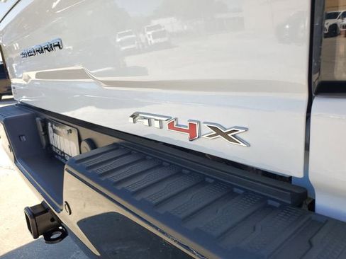 New 2026 GMC Sierra 2500 AT4X image 9