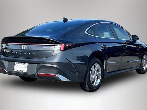 Used 2025 Hyundai Sonata SE FWD image 5