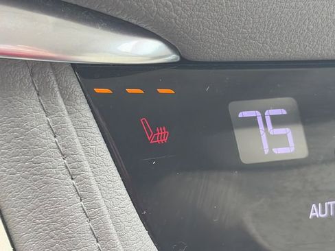 Used 2019 Cadillac XT5 Luxury image 46