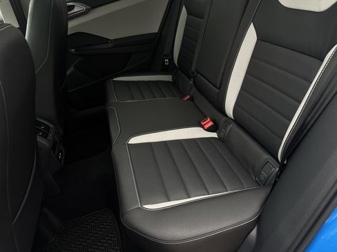 New 2026 Volkswagen Taos SEL image 25