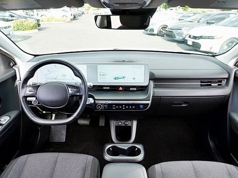 Certified 2024 Hyundai Ioniq 5 SEL RWD image 18