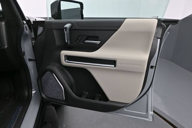 Used 2026 GMC Hummer EV SUV AWD/4WD image 12