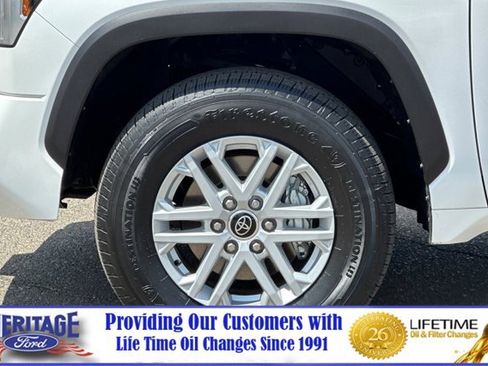 Used 2022 Toyota Tundra SR5 image 25