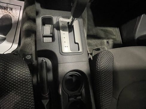 Used 2011 Nissan Xterra PRO-4X w/ Protection Pkg image 23