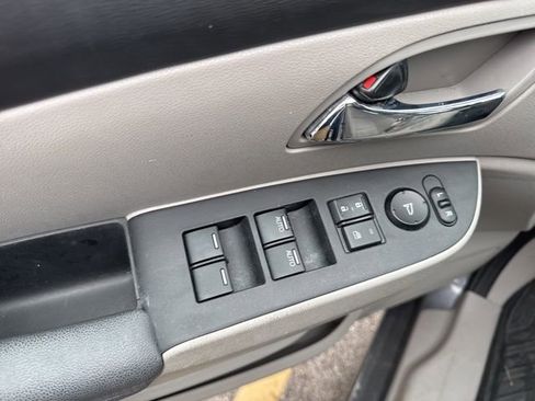 Used 2017 Honda Odyssey SE image 13