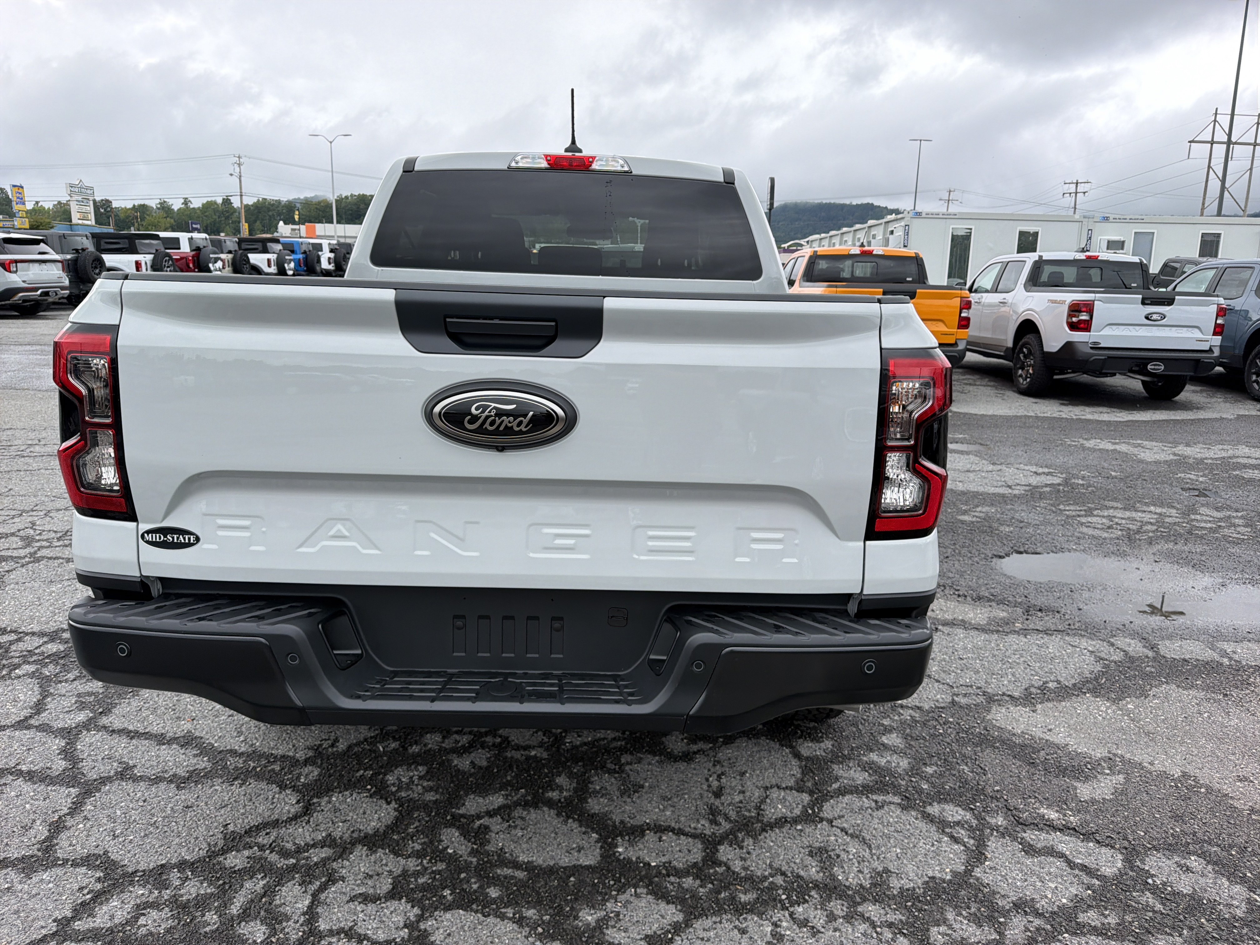 New 2026 Ford Ranger XLT w/ Black Appearance Package AWD/4WD image 6