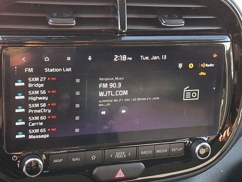 Used 2025 Kia Soul S image 16