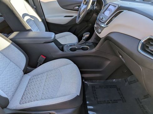 Used 2023 Chevrolet Equinox LS w/ LS Convenience Package image 19