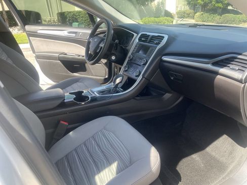 Used 2016 Ford Fusion S FWD image 19