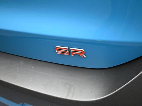 Certified 2025 Nissan Kicks SR FWD image 5