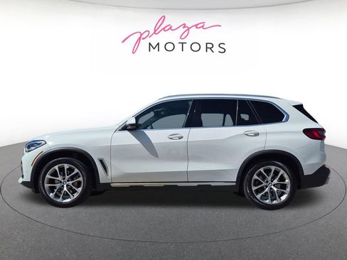 Used 2021 BMW X5 xDrive40i w/ Premium Package 3 AWD/4WD image 8