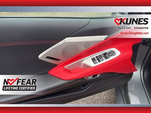 Used 2024 Chevrolet Corvette Stingray Preferred Conv w/ 2LT image 17