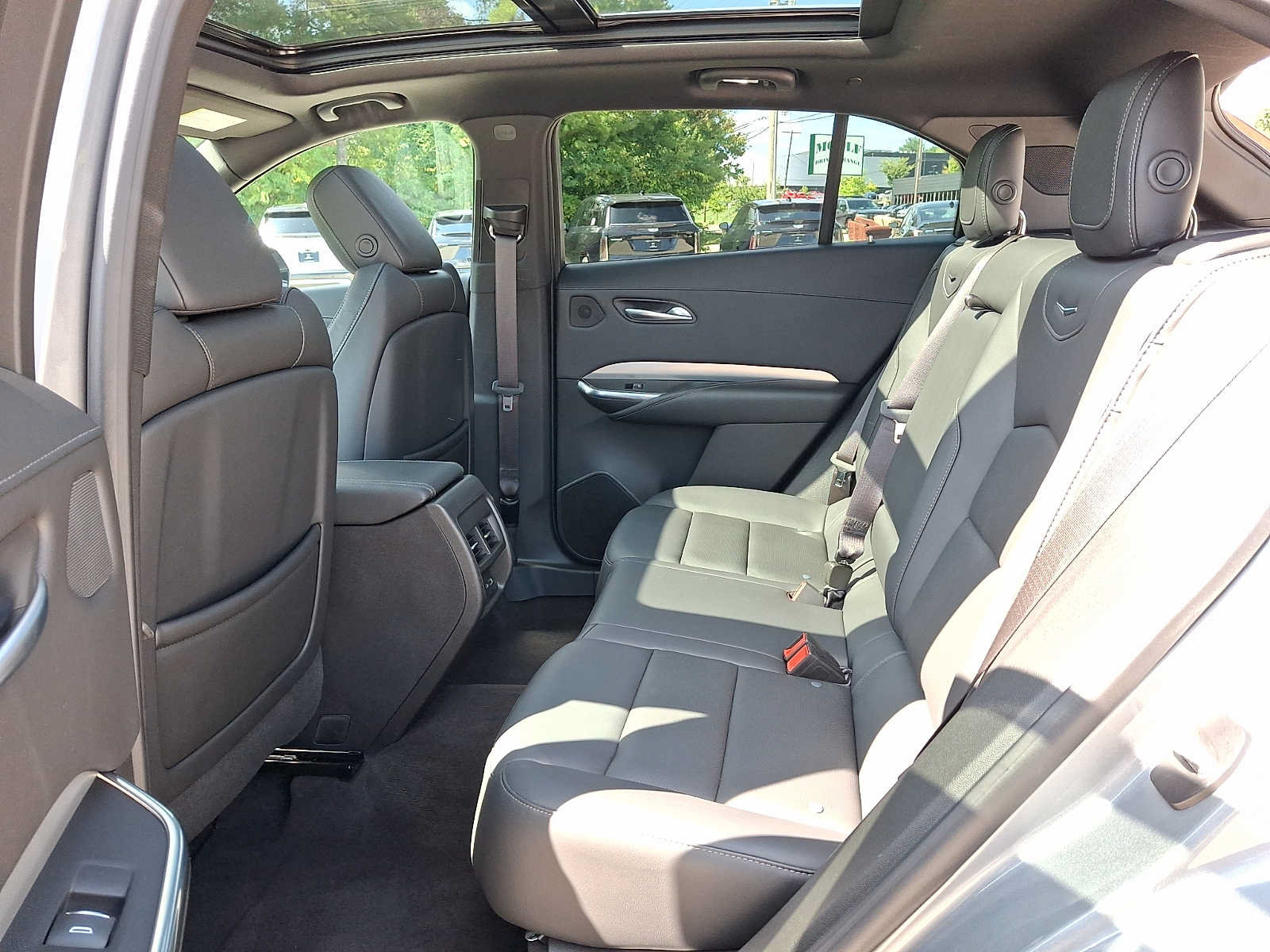 Certified 2023 Cadillac XT4 Premium Luxury AWD/4WD image 23