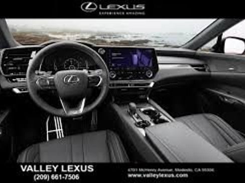 Used 2025 Lexus RX 350 w/ Convenience Package image 10