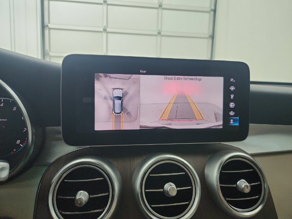 Used 2022 Mercedes-Benz GLC 300 4MATIC image 26