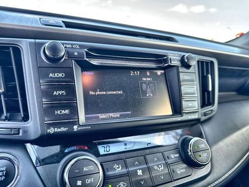 Used 2018 Toyota RAV4 XLE image 24