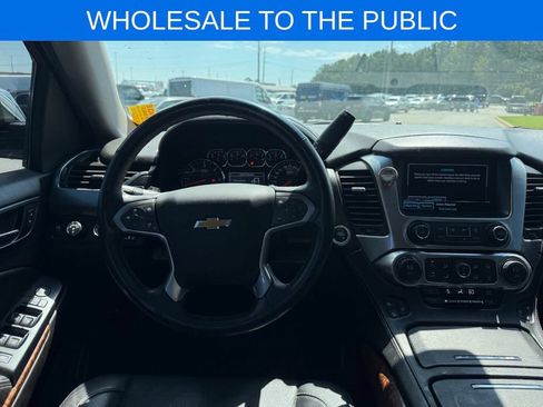 Used 2015 Chevrolet Tahoe LTZ AWD/4WD image 10