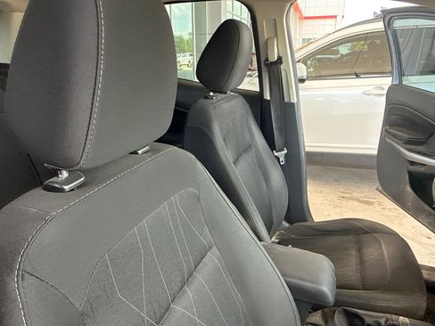 Used 2021 Ford EcoSport SE FWD image 21