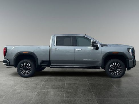 New 2025 GMC Sierra 2500 Denali Ultimate w/ Max Trailering Package image 8
