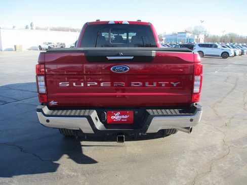 Used 2022 Ford F250 XLT w/ XLT Premium Package image 6