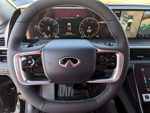 Certified 2026 INFINITI QX80 Pure w/ Cargo Package AWD/4WD image 13
