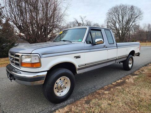 Used 1997 Ford F250 4x4 SuperCab Heavy Duty image 2