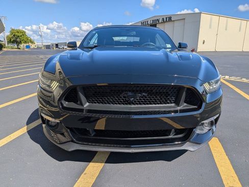 Used 2016 Ford Mustang GT Premium w/ Black Accent Package RWD image 4