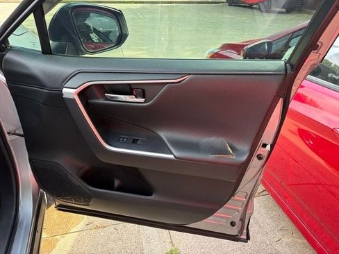 Used 2020 Toyota RAV4 XSE w/ Carpet Mat Package AWD/4WD image 24