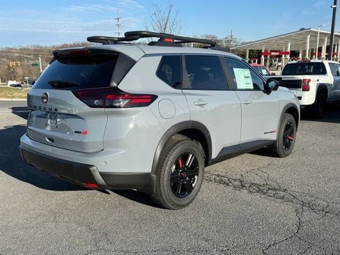 New 2026 Nissan Rogue SV image 4