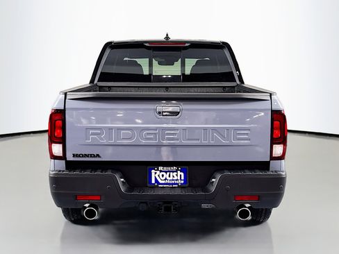 New 2026 Honda Ridgeline Black Edition image 6