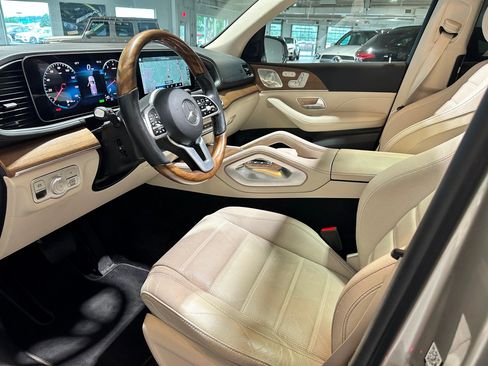 Used 2021 Mercedes-Benz GLE 450 4MATIC image 7