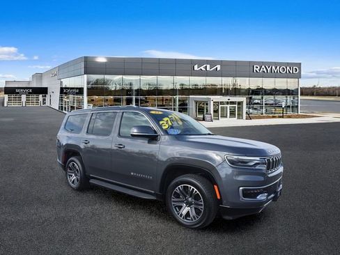 Used 2022 Jeep Wagoneer Series III AWD/4WD image 1