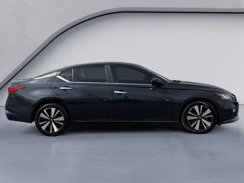 Used 2022 Nissan Altima 2.5 SV image 6