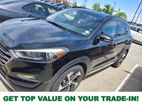 Used 2017 Hyundai Tucson Value AWD/4WD image 1