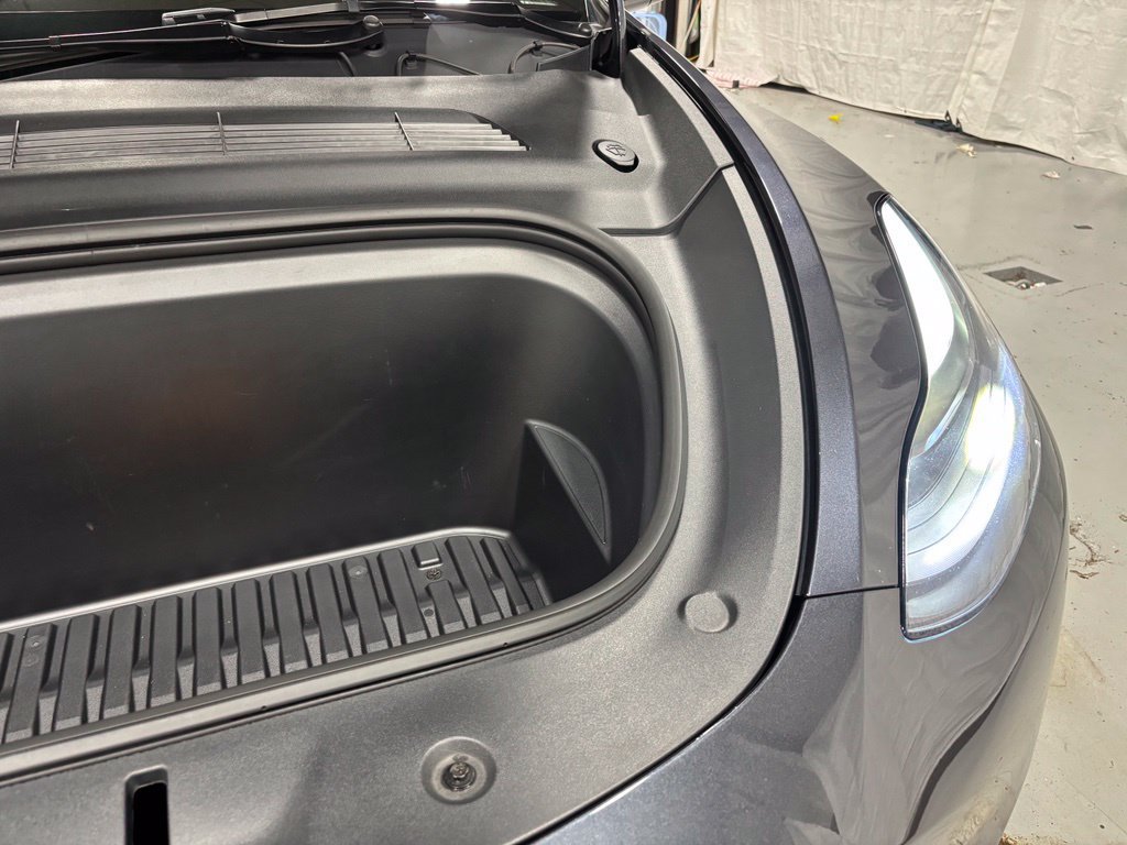 Used 2024 Tesla Model Y Long Range AWD/4WD image 63
