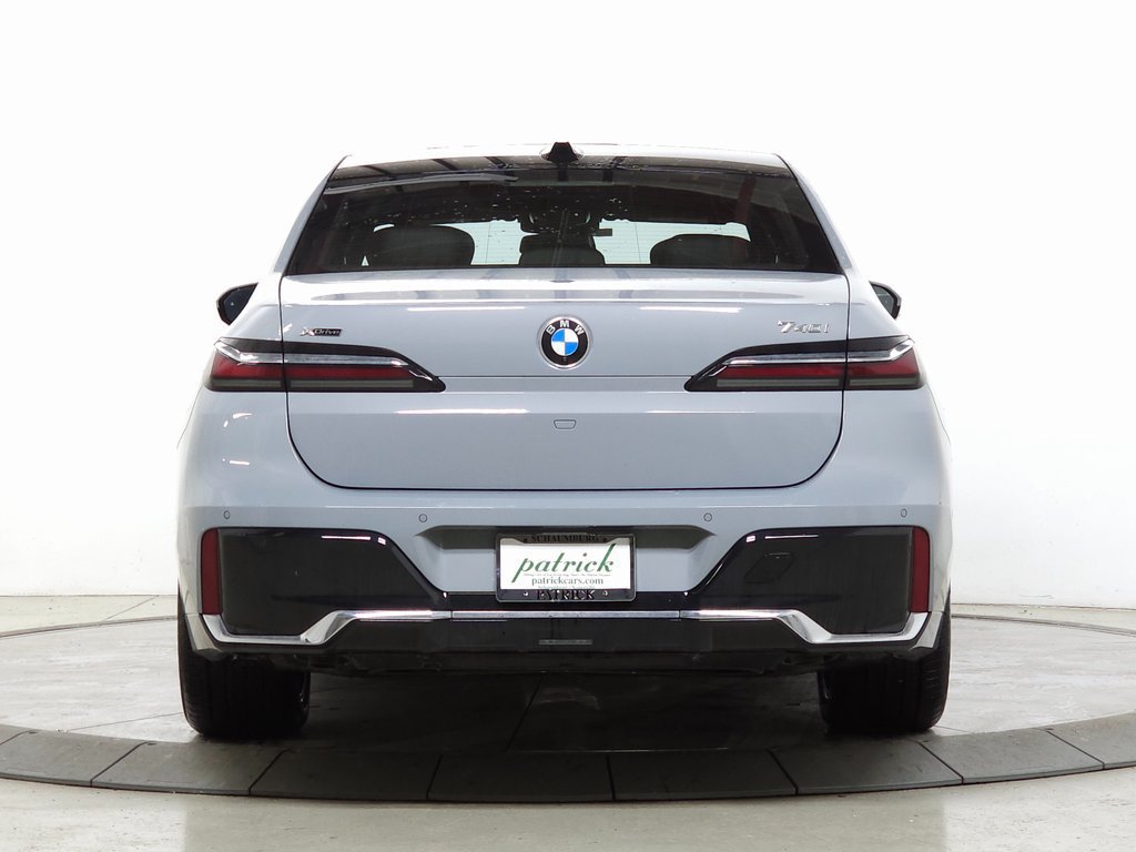 Used 2026 BMW 740i xDrive AWD/4WD image 6