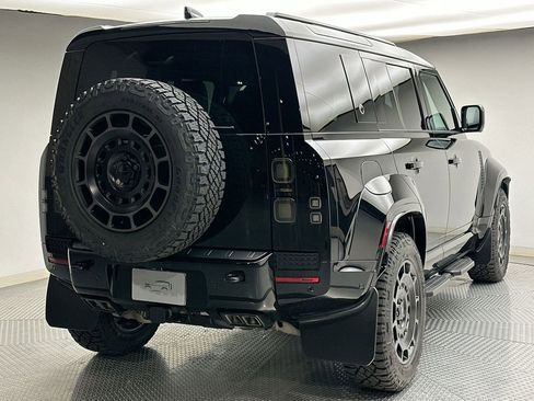 New 2026 Land Rover Defender 110 OCTA AWD/4WD image 11