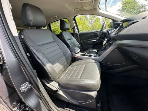 Used 2014 Ford Escape SE w/ Equipment Group 201A AWD/4WD image 15